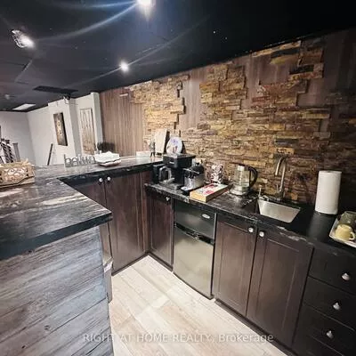 85, West Wilmot, Beaver Creek Business Park, Richmond Hill
