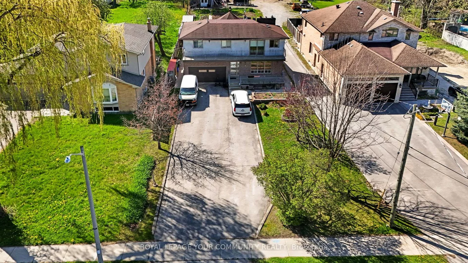 197, Douglas, Oak Ridges Lake Wilcox, Richmond Hill