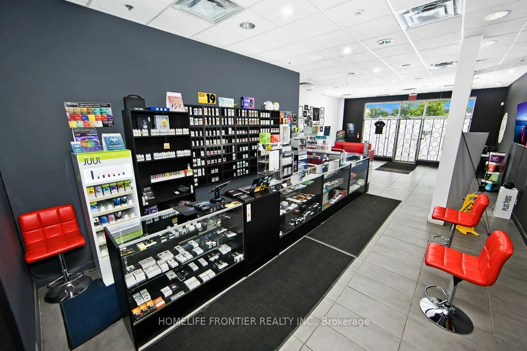 13390, Yonge, Oak Ridges, Richmond Hill