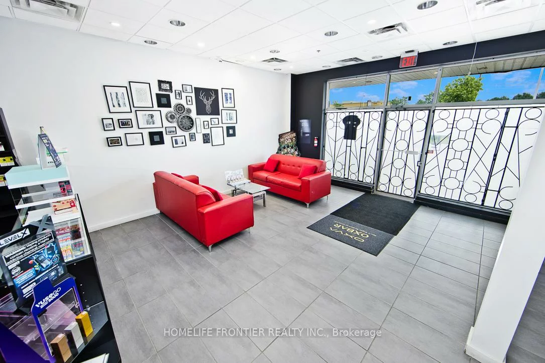 13390, Yonge, Oak Ridges, Richmond Hill