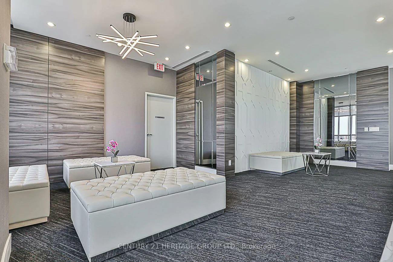 9205, Yonge, Langstaff, Richmond Hill