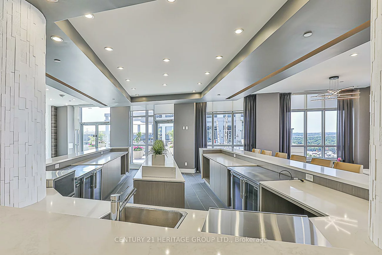 9205, Yonge, Langstaff, Richmond Hill