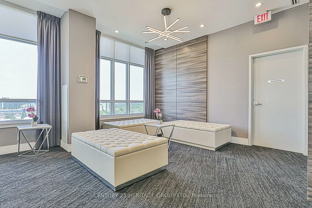 9205, Yonge, Langstaff, Richmond Hill