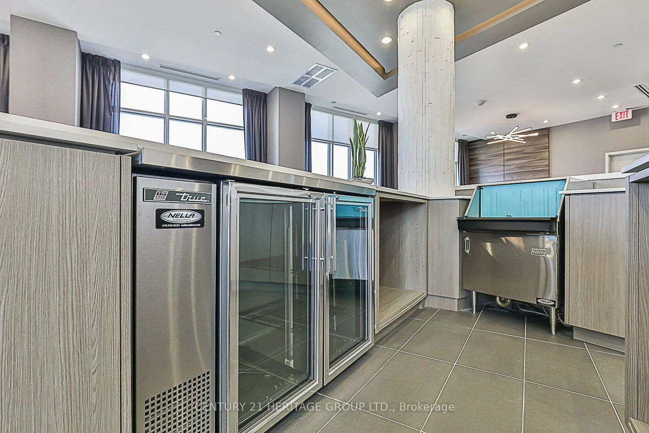 9205, Yonge, Langstaff, Richmond Hill