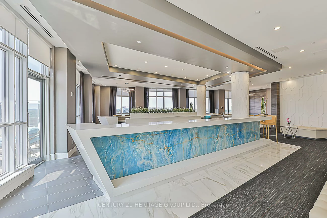 9205, Yonge, Langstaff, Richmond Hill