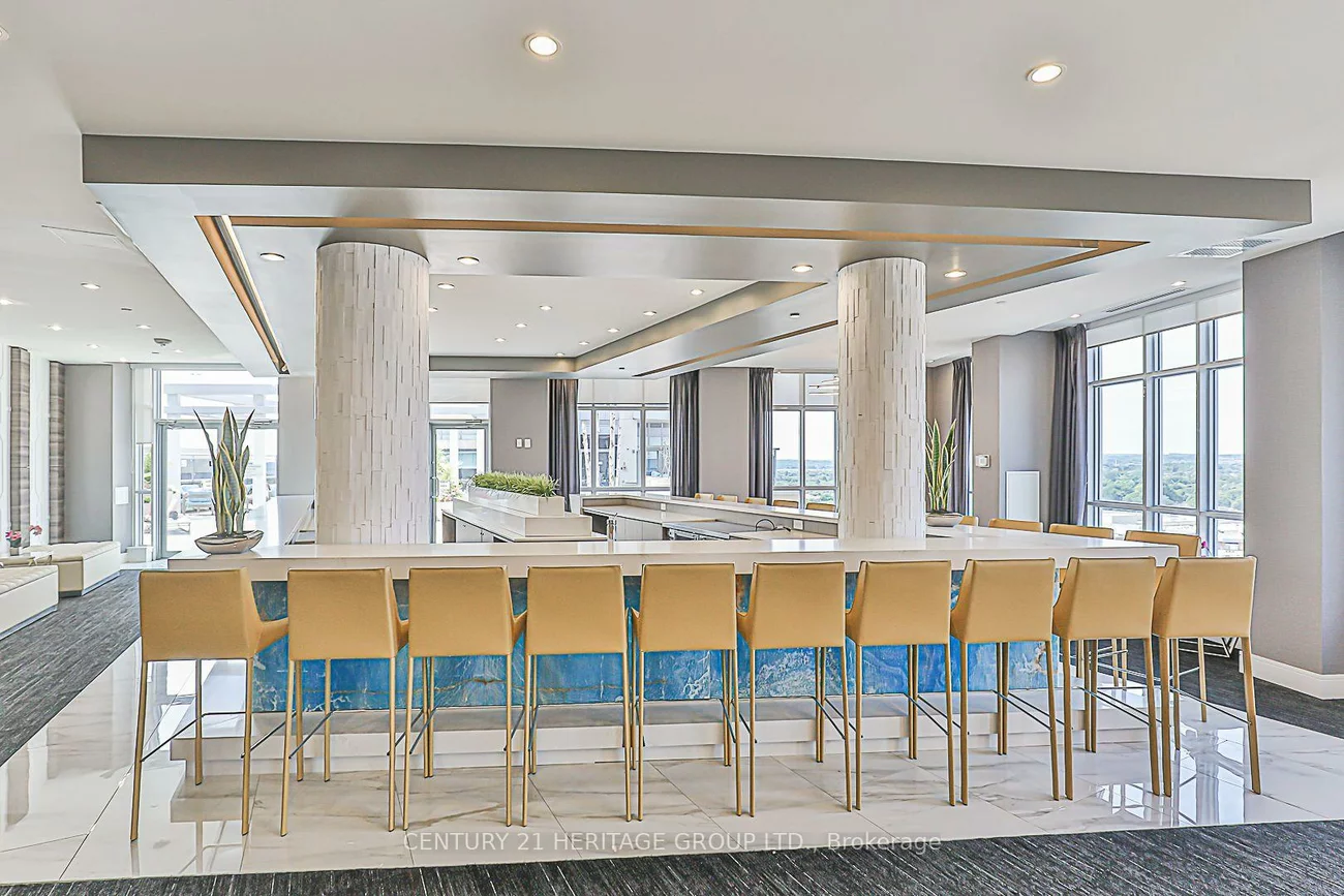 9205, Yonge, Langstaff, Richmond Hill