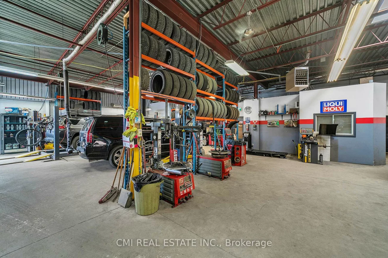 60, Industrial, Crosby, Richmond Hill