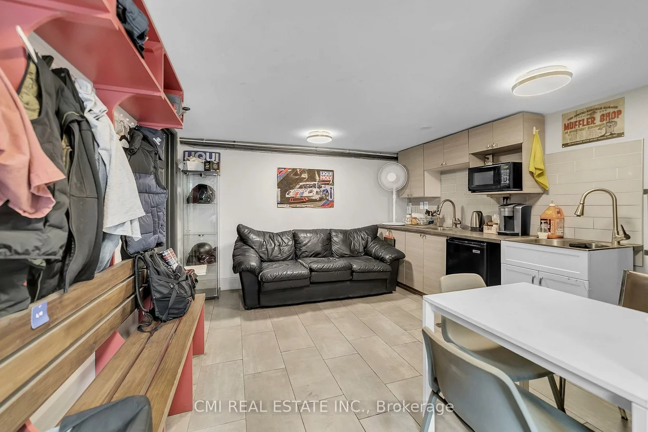 60, Industrial, Crosby, Richmond Hill
