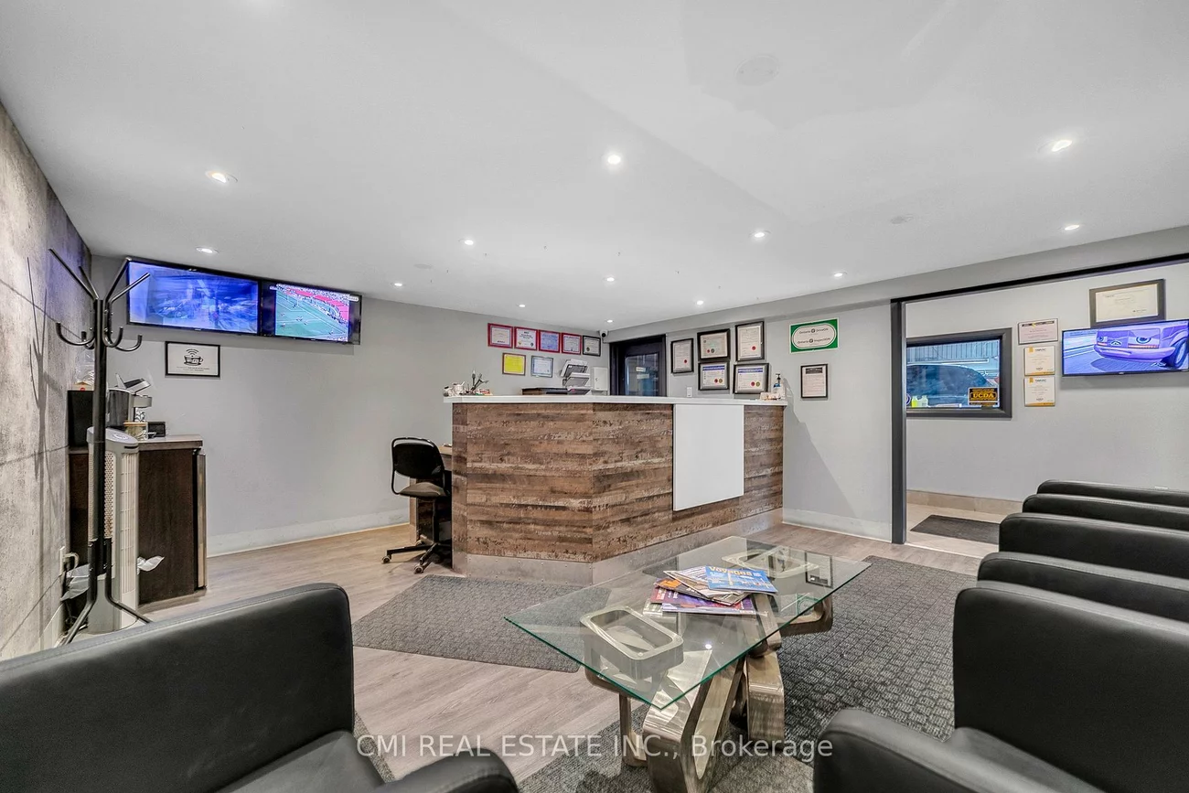 60, Industrial, Crosby, Richmond Hill