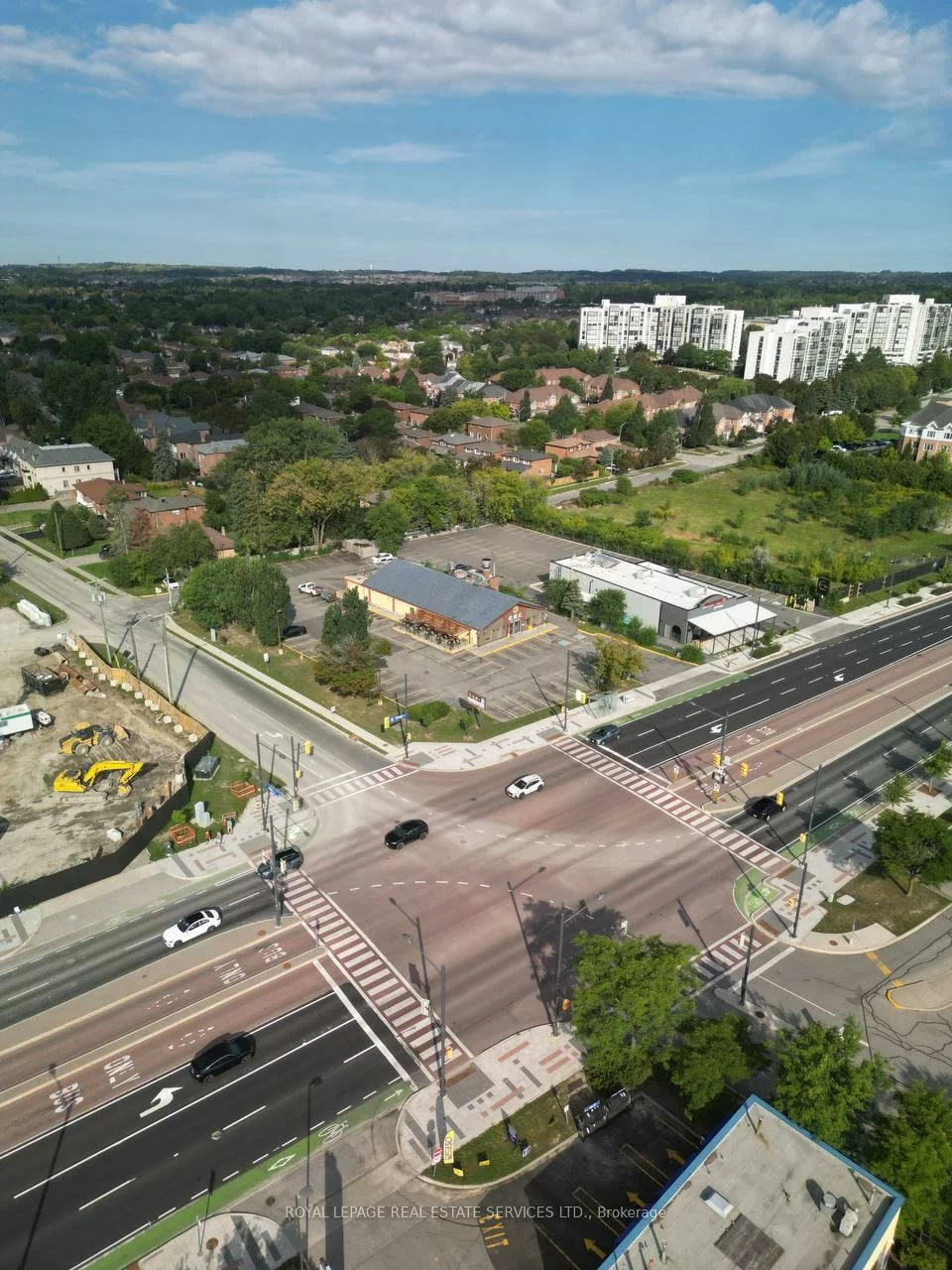 9712, Yonge, North Richvale, Richmond Hill