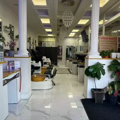 10165, Yonge, Crosby, Richmond Hill