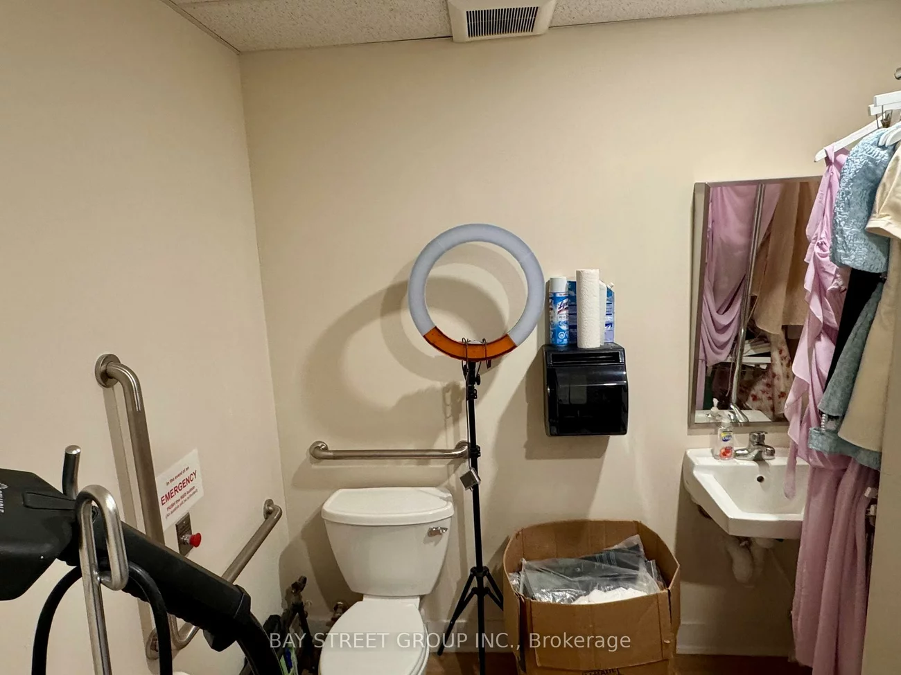 9610, Yonge, North Richvale, Richmond Hill