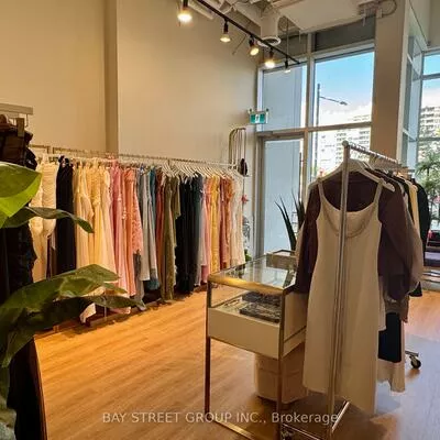 9610, Yonge, North Richvale, Richmond Hill