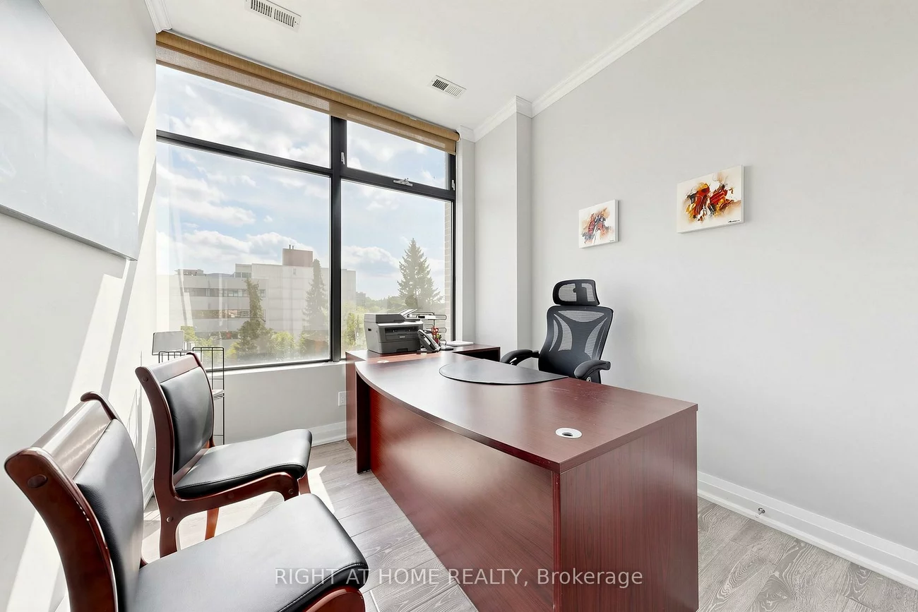 10376, Yonge, Mill Pond, Richmond Hill