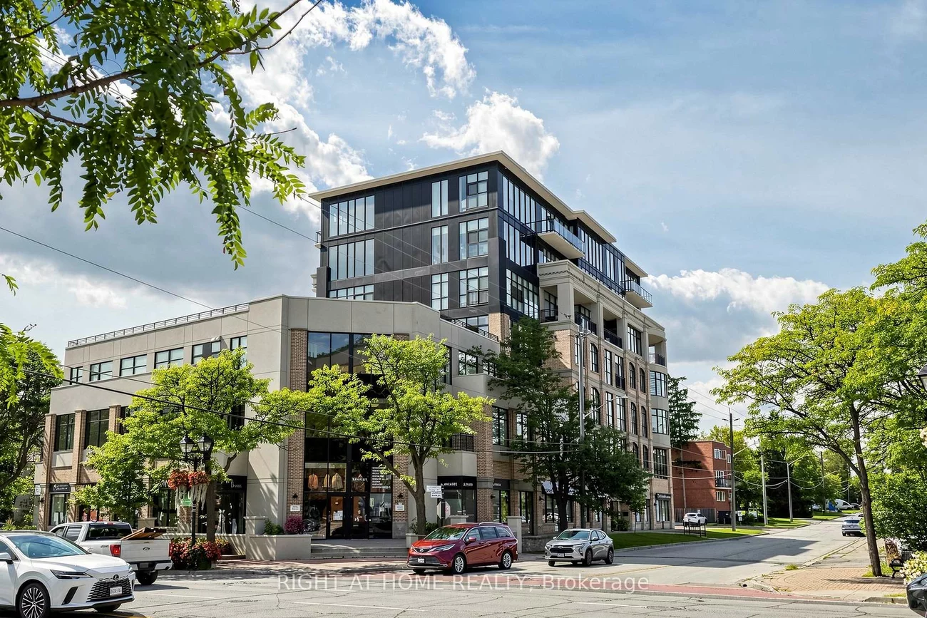 10376, Yonge, Mill Pond, Richmond Hill