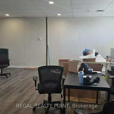35, West Pearce, Beaver Creek Business Park, Richmond Hill