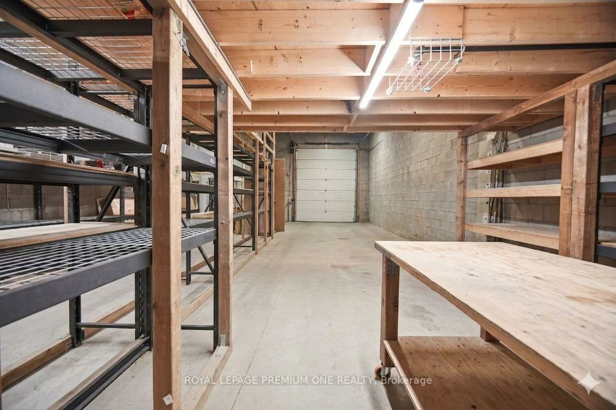 16, Sims, Beaver Creek Business Park, Richmond Hill