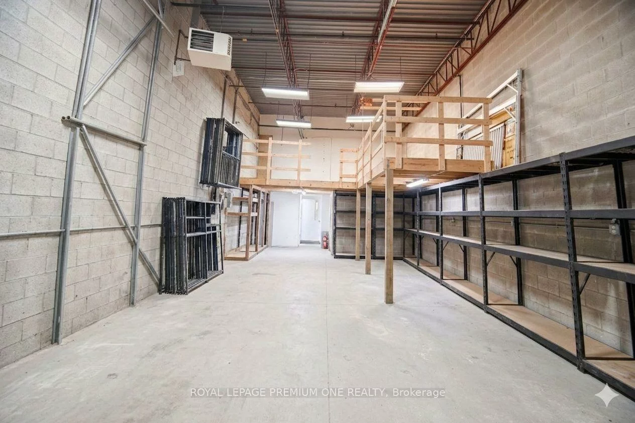16, Sims, Beaver Creek Business Park, Richmond Hill