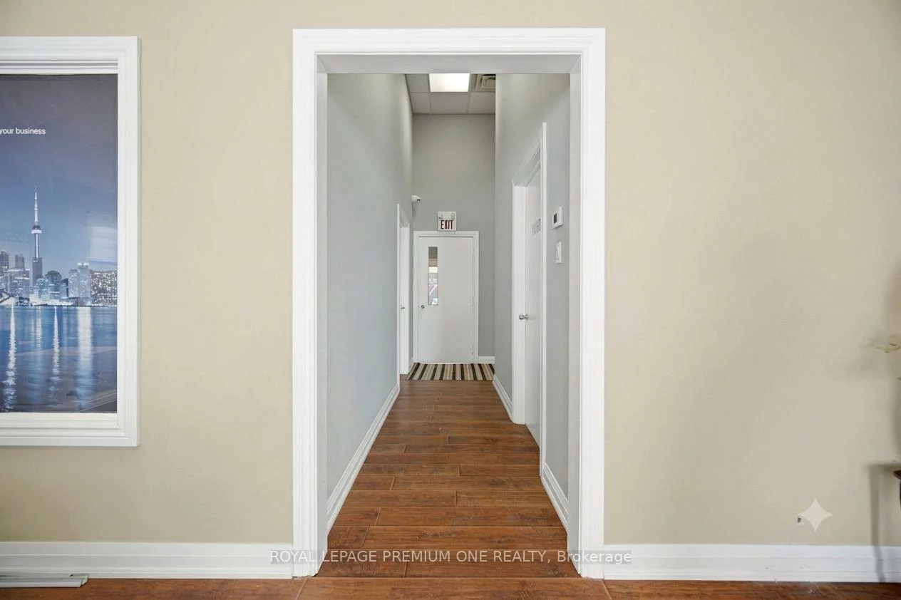 16, Sims, Beaver Creek Business Park, Richmond Hill