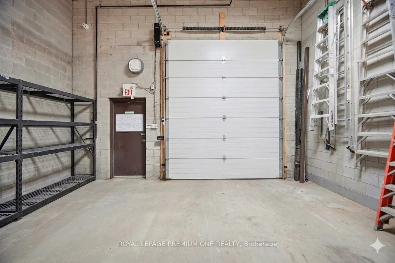16, Sims, Beaver Creek Business Park, Richmond Hill