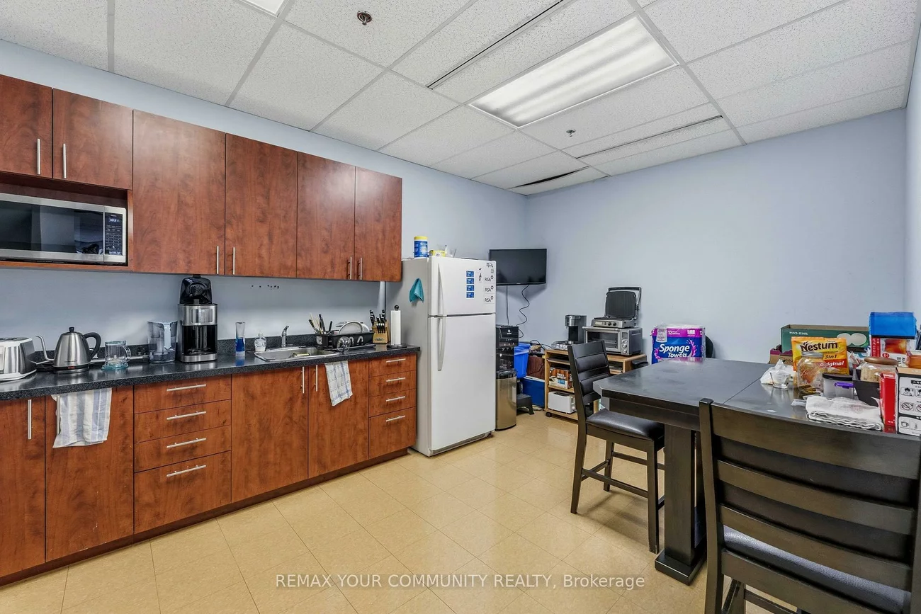 30, Fulton, Beaver Creek Business Park, Richmond Hill