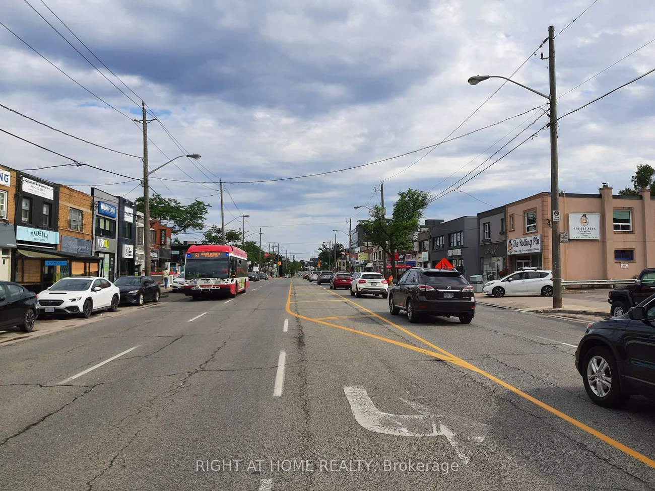 1977, Avenue, Bedford Park-Nortown, Toronto