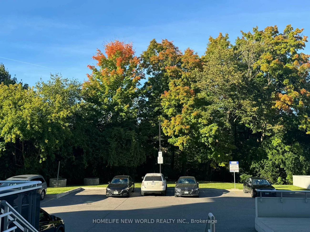 220, Duncan Mill, St. Andrew-Windfields, Toronto