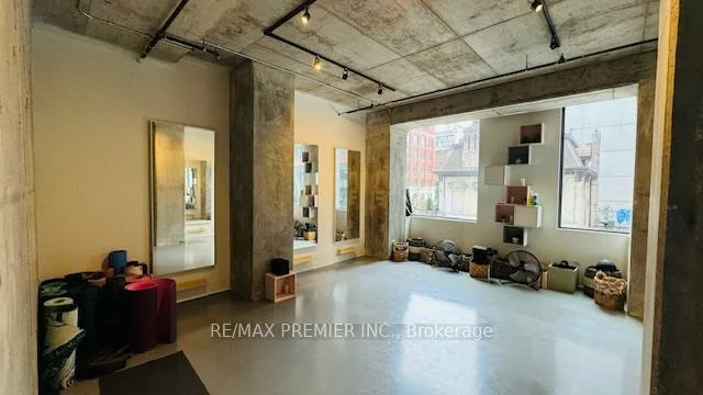 334, Adelaide, Waterfront Communities C1, Toronto