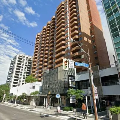79, St Clair, Rosedale-Moore Park, Toronto