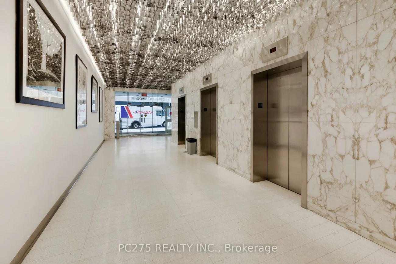 120, Eglinton, Mount Pleasant West, Toronto