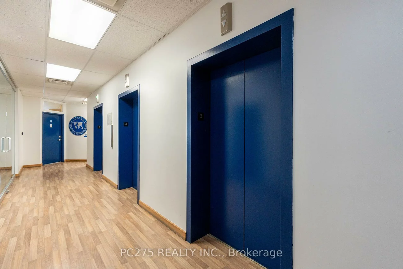 120, Eglinton, Mount Pleasant West, Toronto