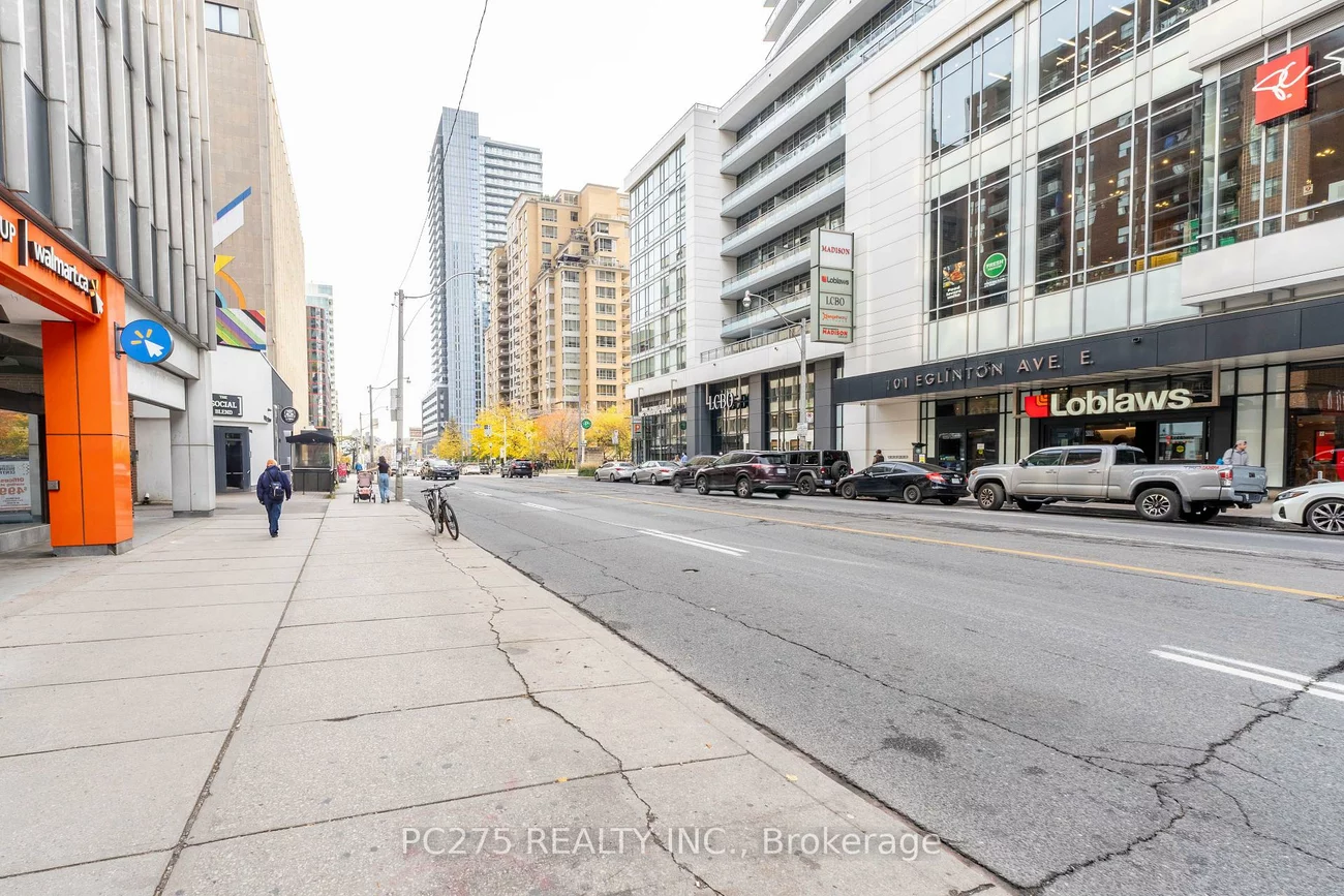 120, Eglinton, Mount Pleasant West, Toronto