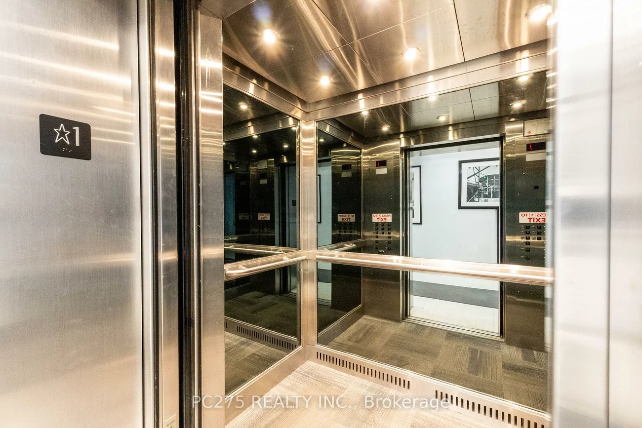 120, Eglinton, Mount Pleasant West, Toronto