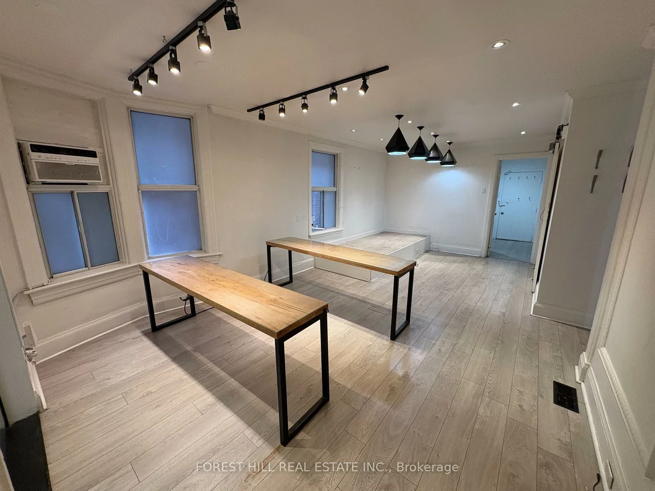 889, Dundas, Trinity-Bellwoods, Toronto