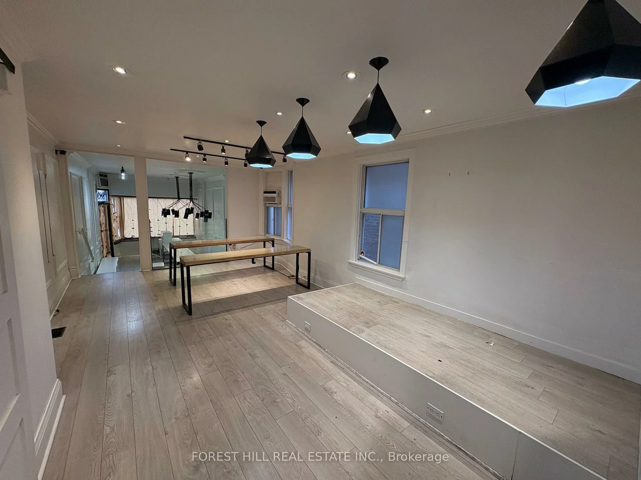 889, Dundas, Trinity-Bellwoods, Toronto
