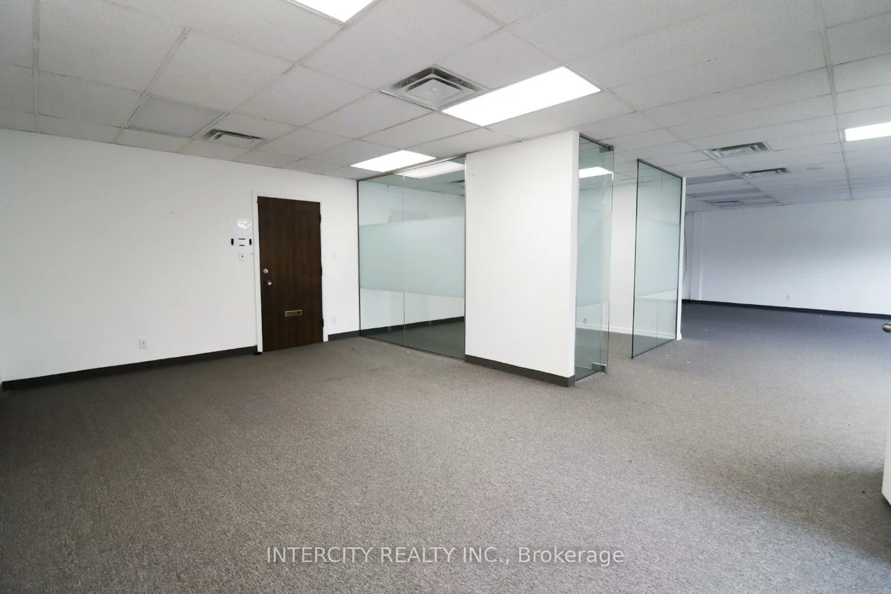 738, Sheppard, Bayview Village, Toronto