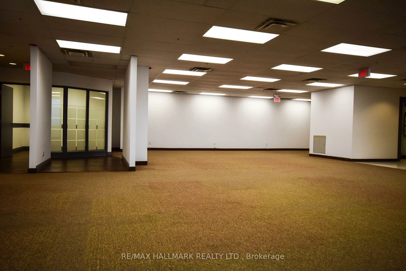685, Sheppard, Bayview Village, Toronto
