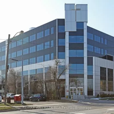 685, Sheppard, Bayview Village, Toronto