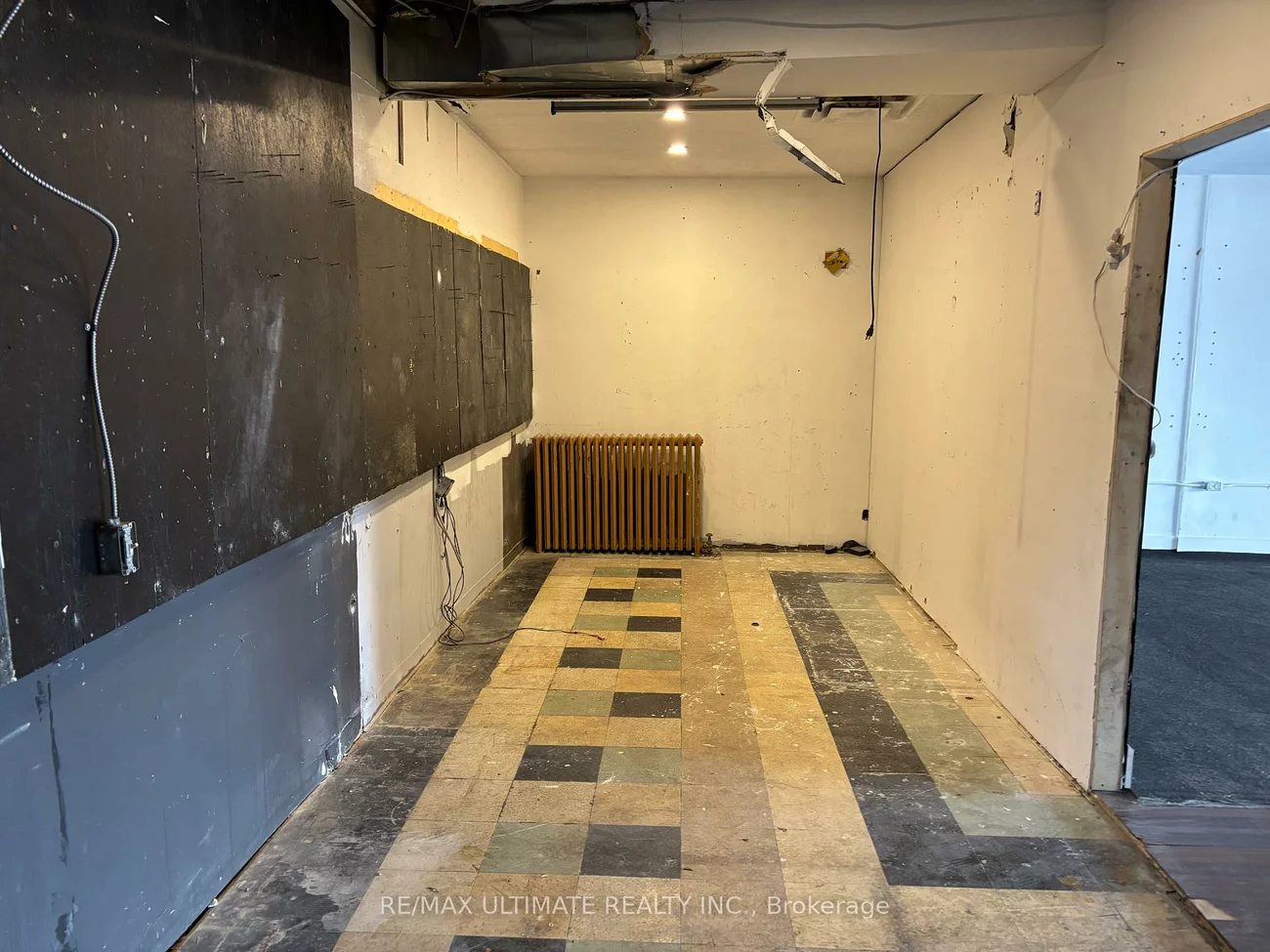 876, Dundas, Trinity-Bellwoods, Toronto
