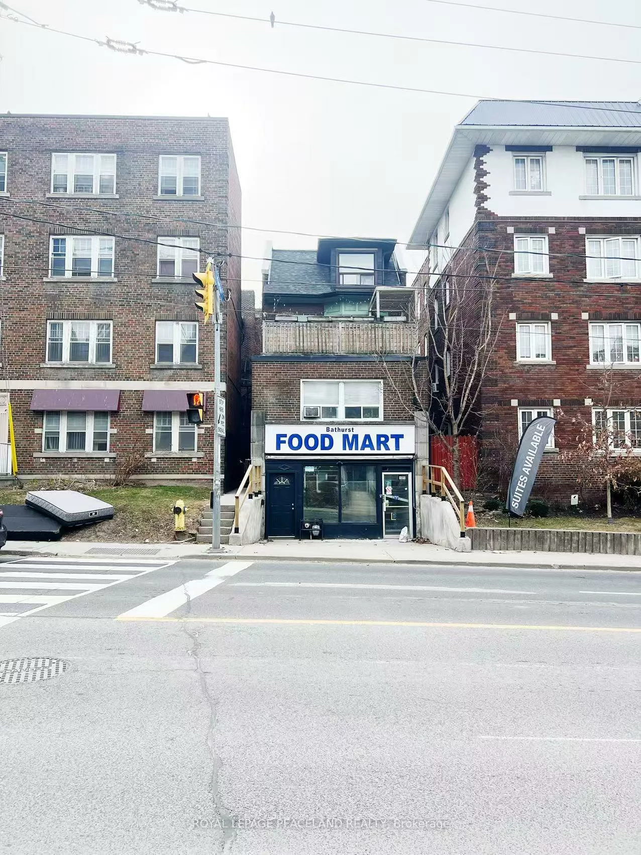 1552, Bathurst, Humewood-Cedarvale, Toronto