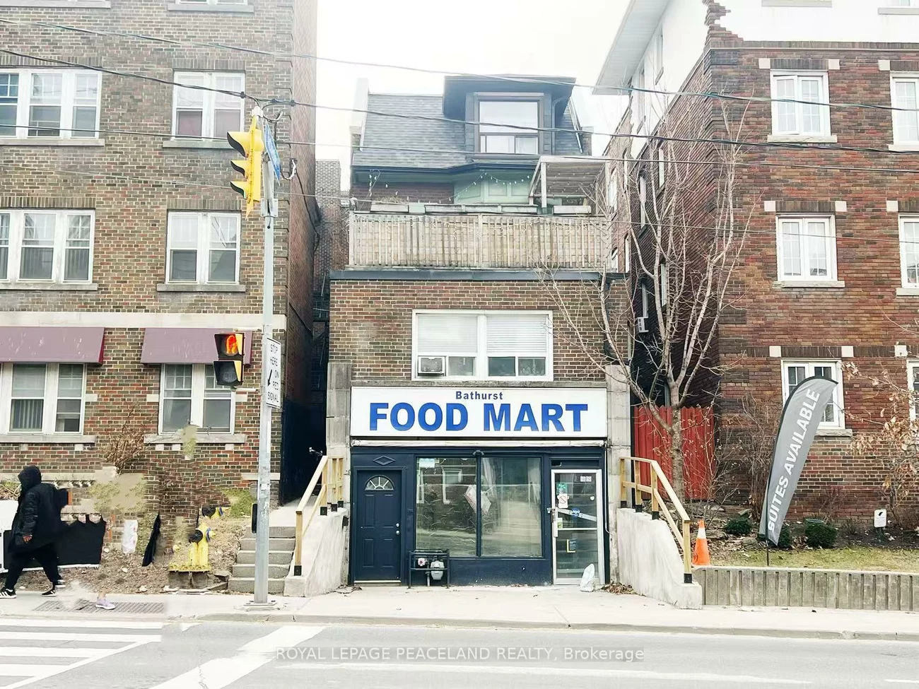 1552, Bathurst, Humewood-Cedarvale, Toronto