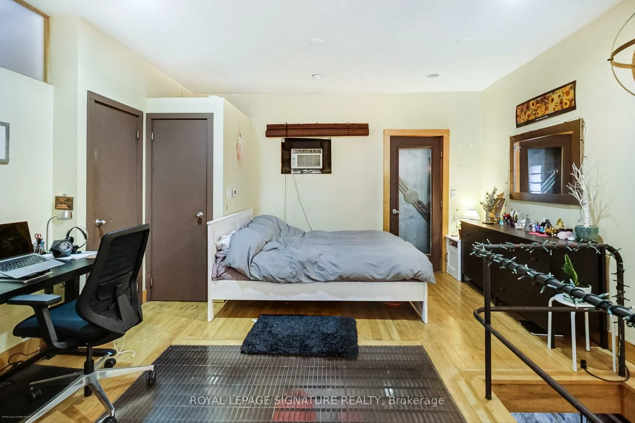 6, Littlehayes, Kensington-Chinatown, Toronto