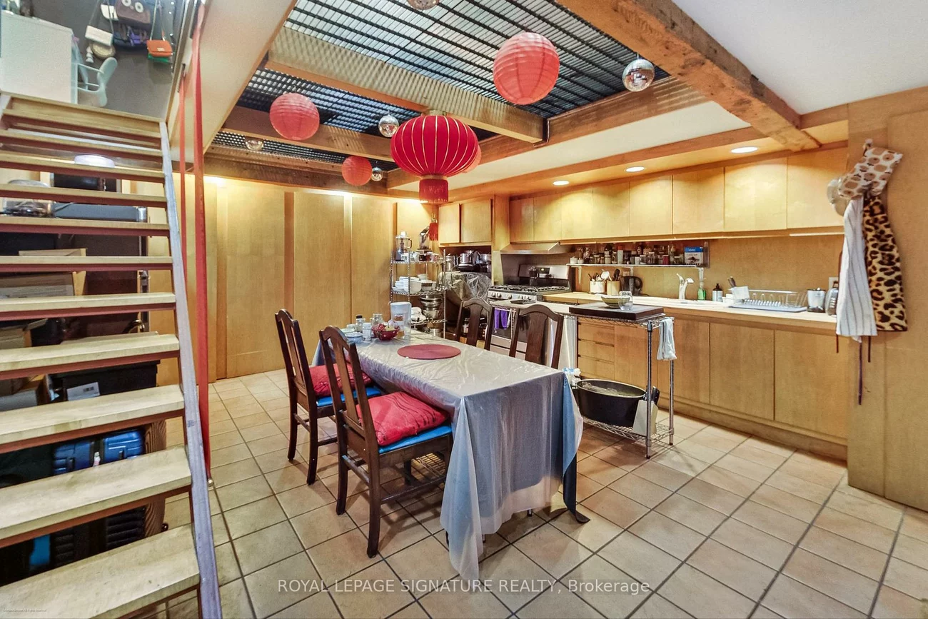 6, Littlehayes, Kensington-Chinatown, Toronto