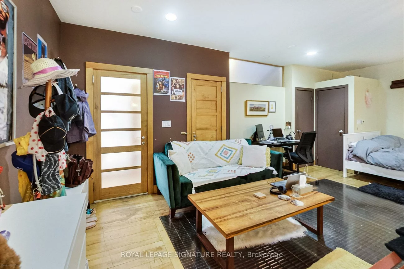 6, Littlehayes, Kensington-Chinatown, Toronto