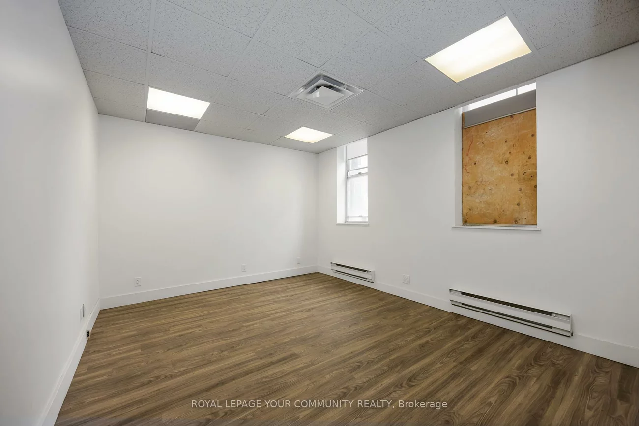 178, Queens, Waterfront Communities C8, Toronto