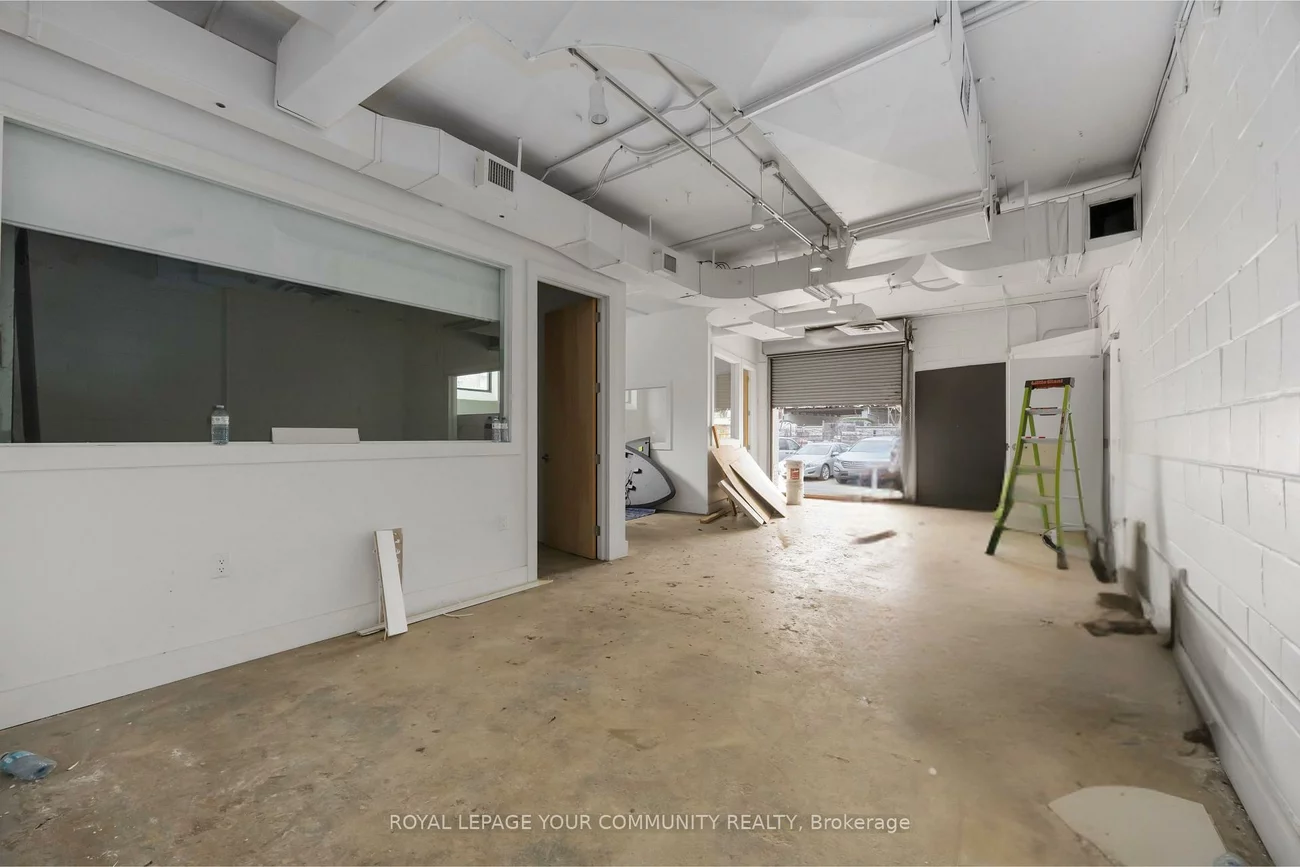 178, Queens, Waterfront Communities C8, Toronto