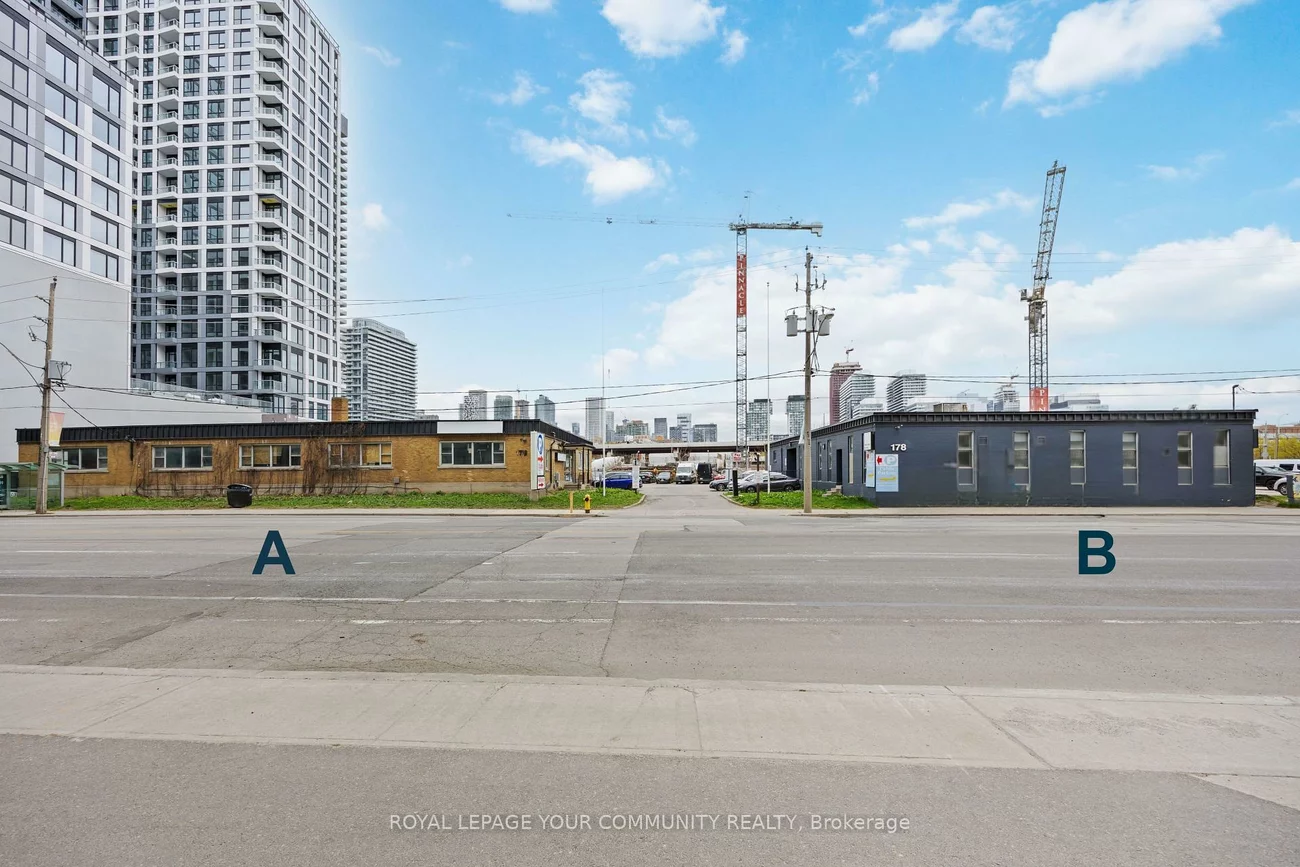 178, Queens, Waterfront Communities C8, Toronto