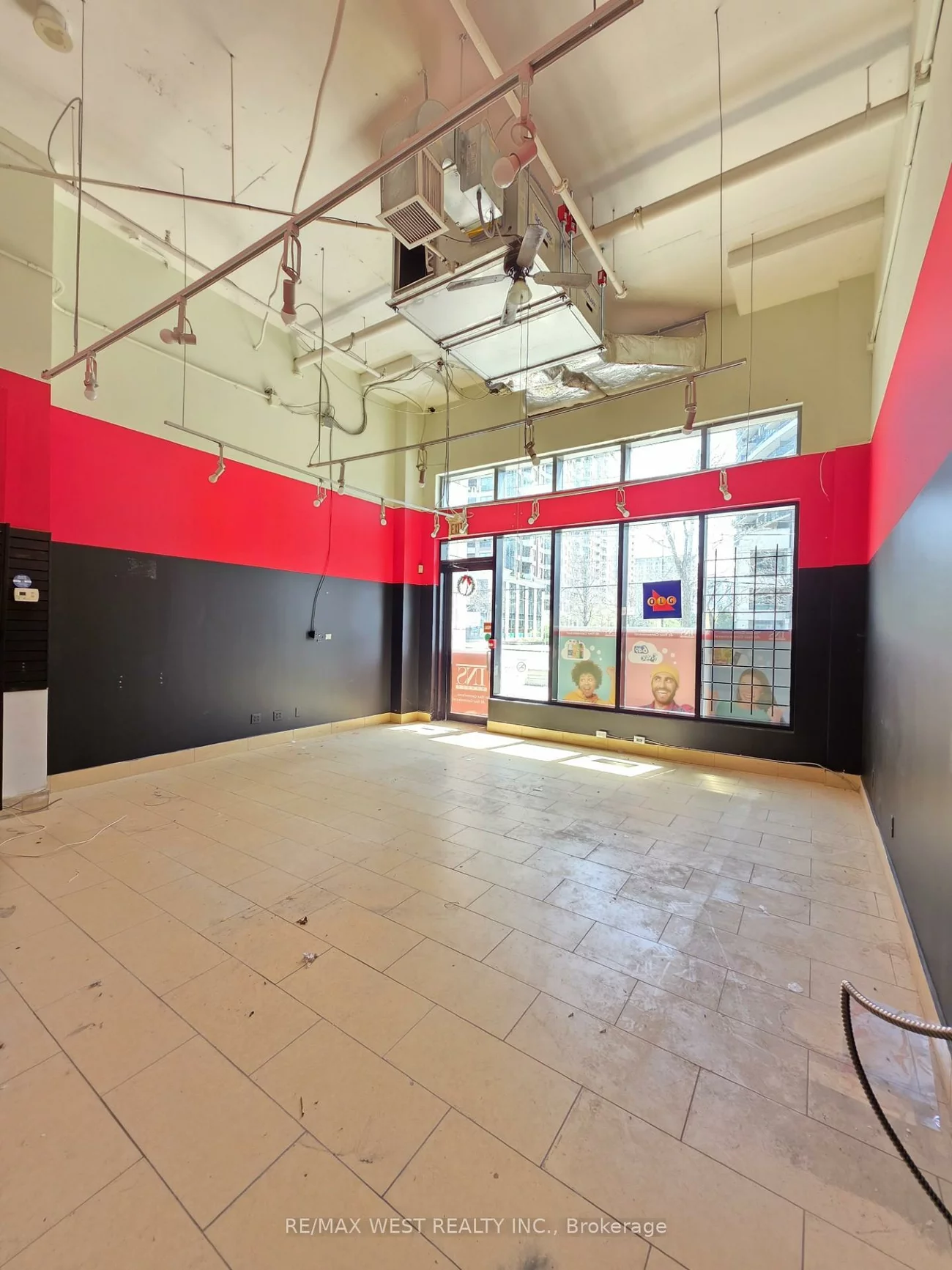 28, Finch, Newtonbrook West, Toronto