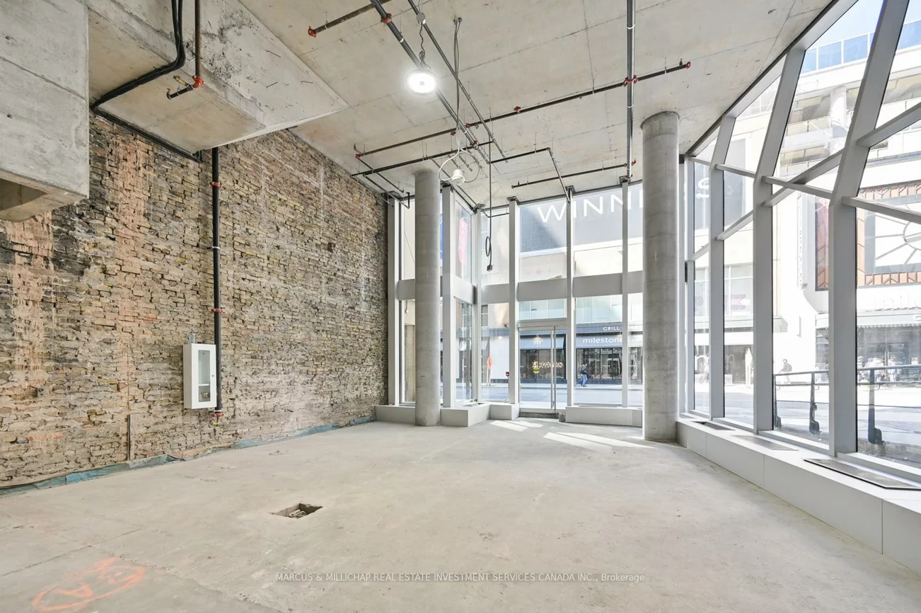 201, Yonge, Church-Yonge Corridor, Toronto