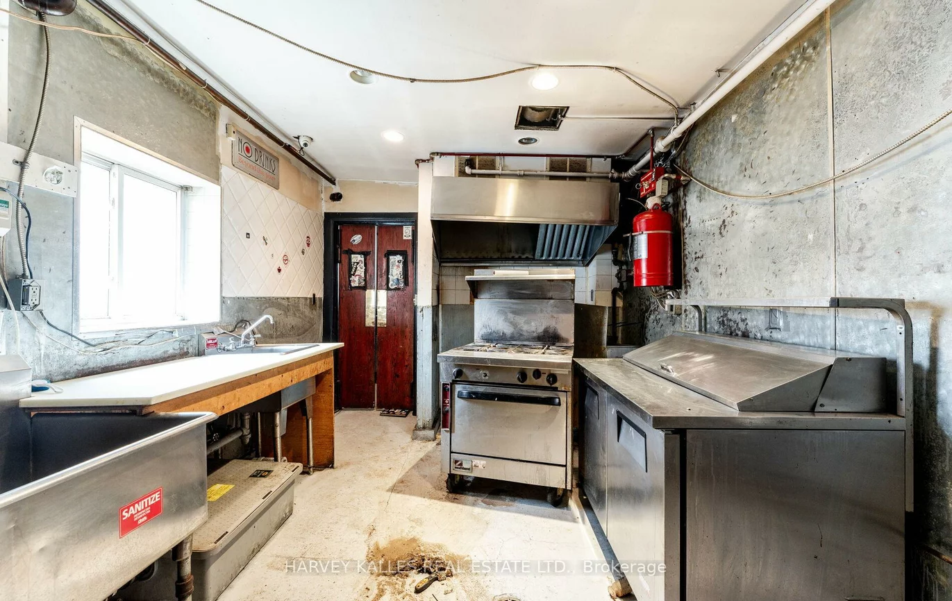 51A, Winchester, Cabbagetown-South St. James Town, Toronto